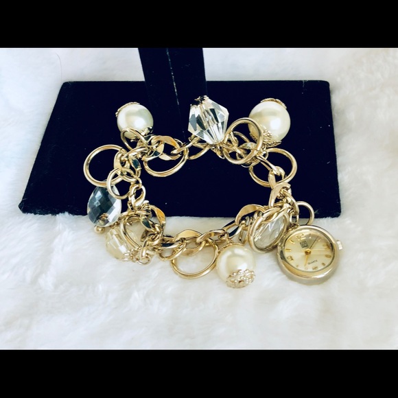 New York & Company Jewelry - New York and Company gold bracelet watch